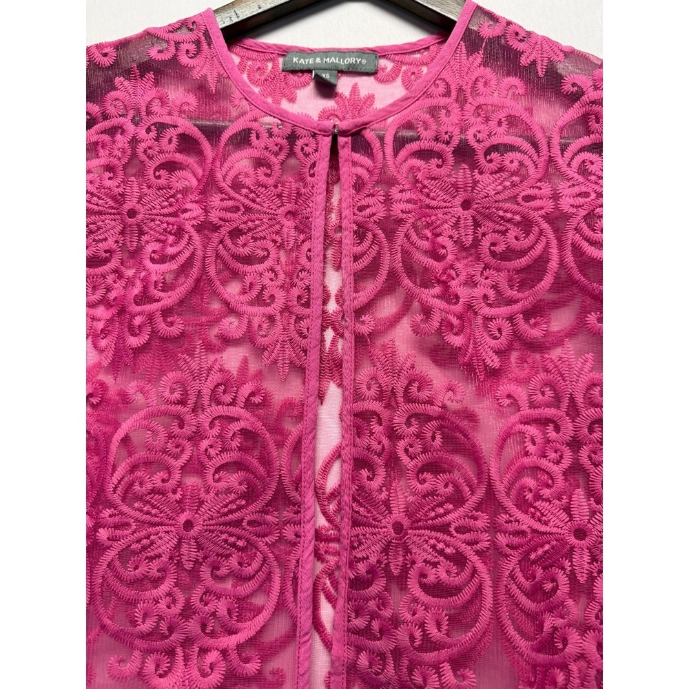 Kate & Mallory Mesh Blouse Top Womens XS Pink Embroidered Lace Sheer 3/4 Sleeve - Picture 2 of 9